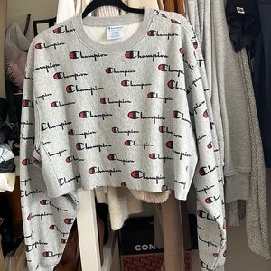 Champion Women’s cropped sweater
